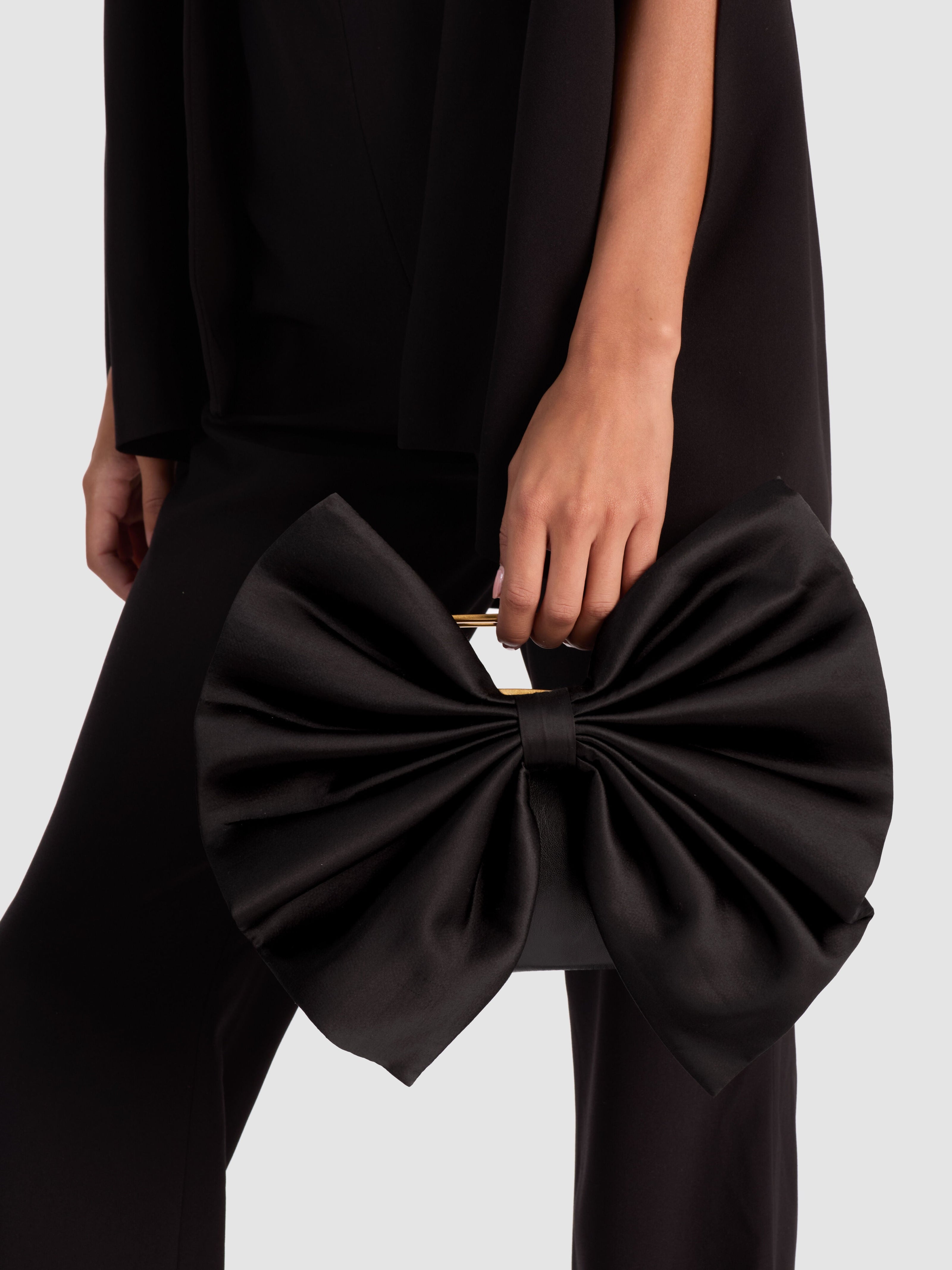 RAVEN BOW BAG-ALICE + OLIVIA